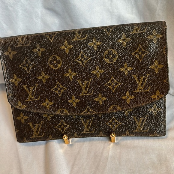 Louis Vuitton Monogram Lava Clutch Bag 🤎Preloved. Zipper pull missing - Picture 1 of 9